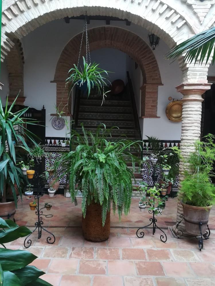 Hostal Comercio Carmona  Luaran gambar